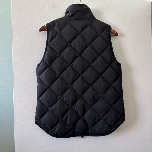 JCREW classic black quilted puffer vest with gold details - Picture 4 of 7